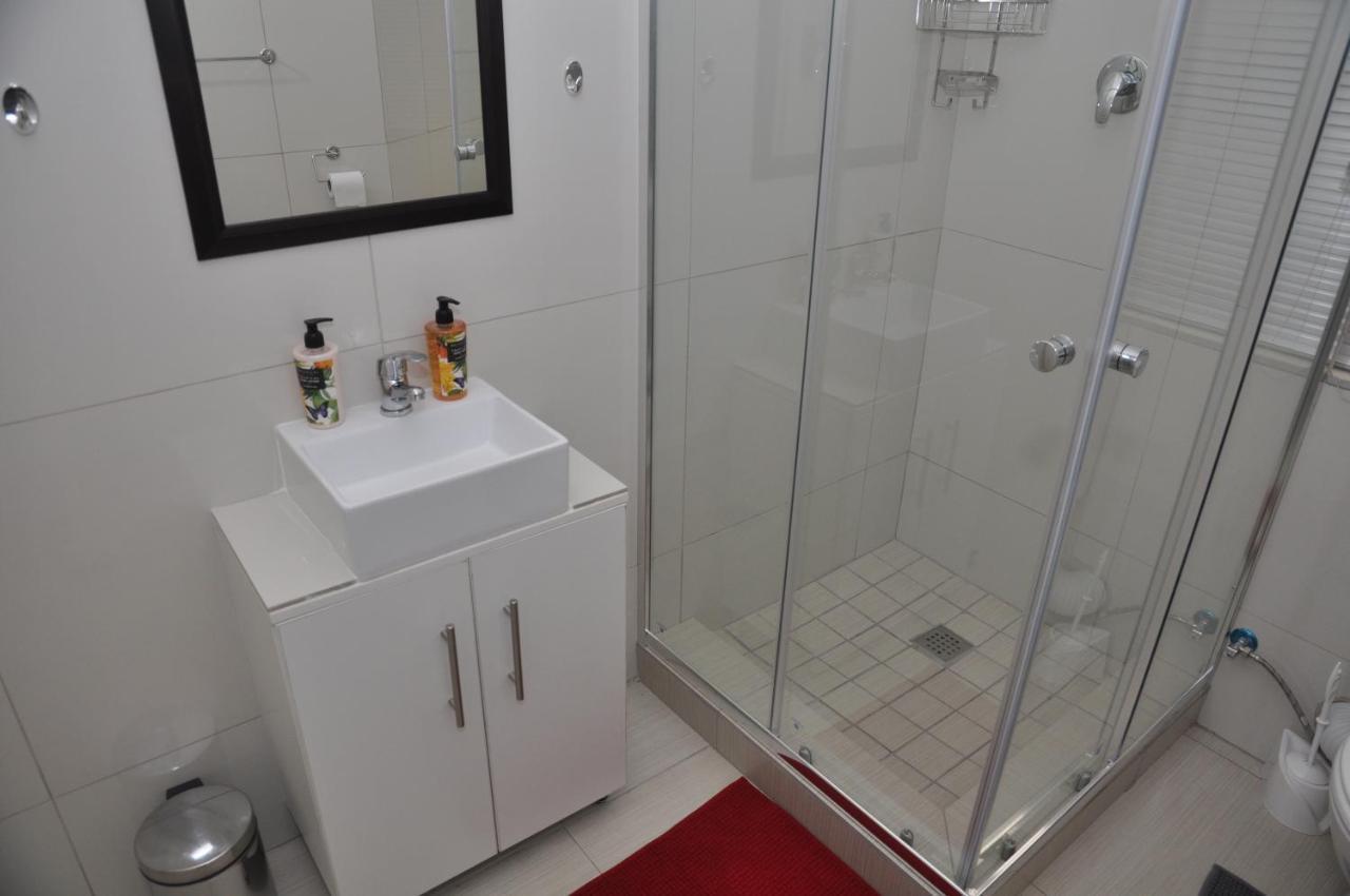 Surrey B&B Cape Town Ngoại thất bức ảnh